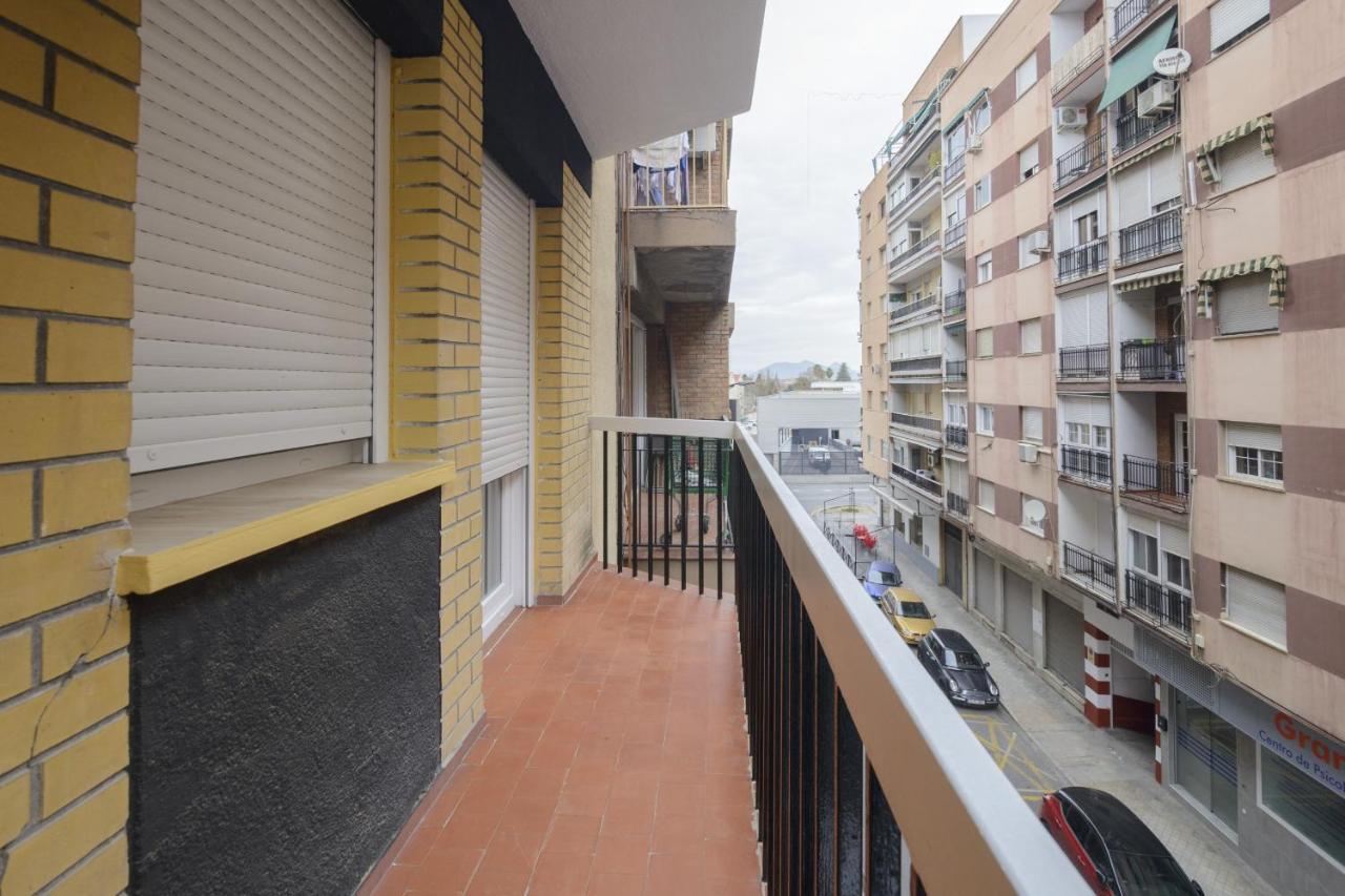 Granada Materno Apartment ภายนอก รูปภาพ